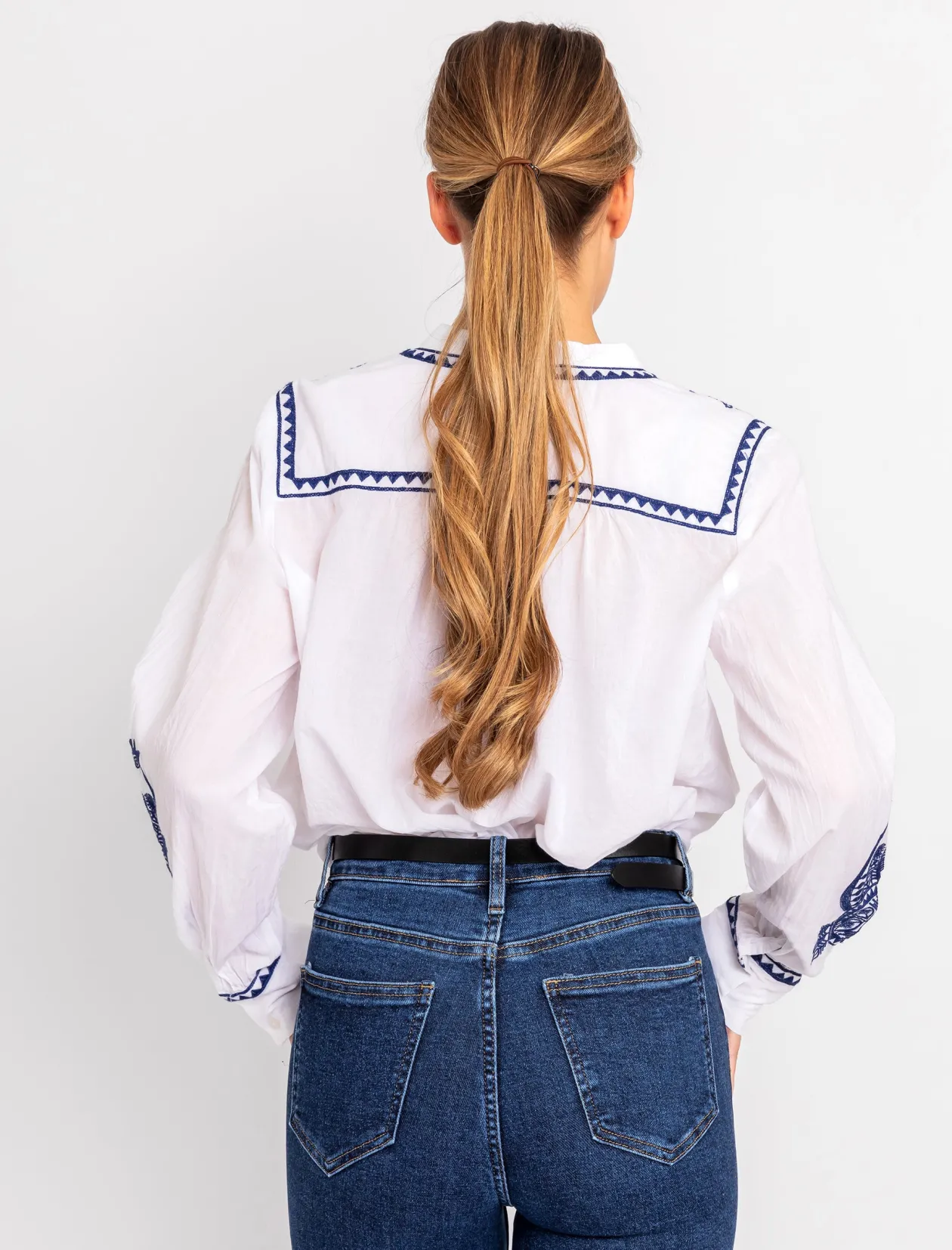 Camisa mangas especiales