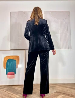 Chaqueta ideal de terciopelo negro