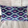 COJIN IKAT AZULES