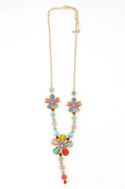 Collar artesanía floral
