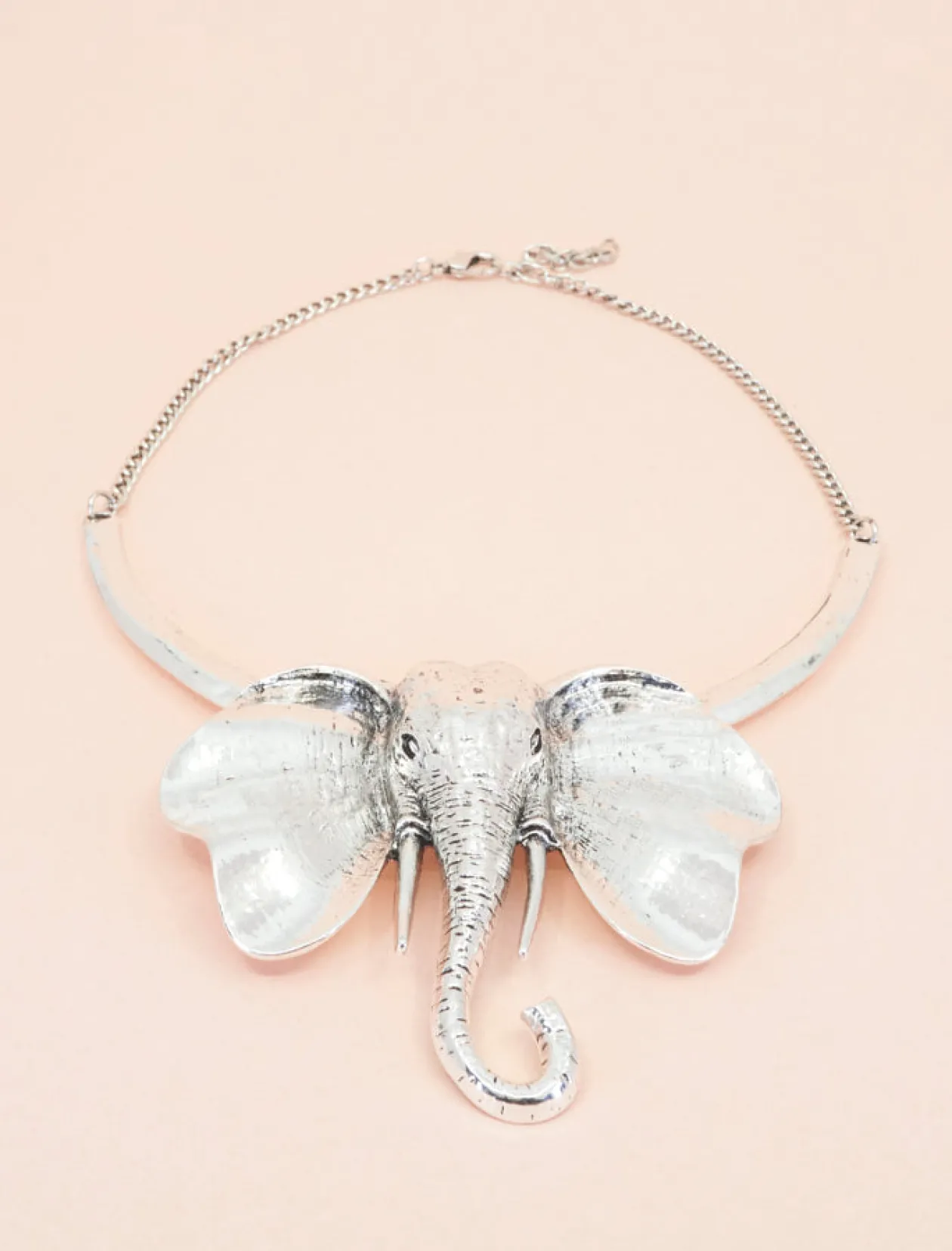 Collar Escultura Elefante Plateado