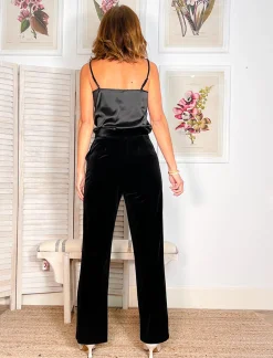 Pantalón ideal de terciopelo negro