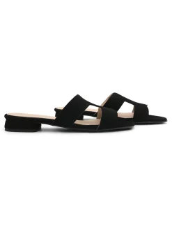 Sandalia plana negra destalonada Pretty