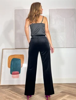 TOP LENCERO SUAVE Y CHIC NEGRO